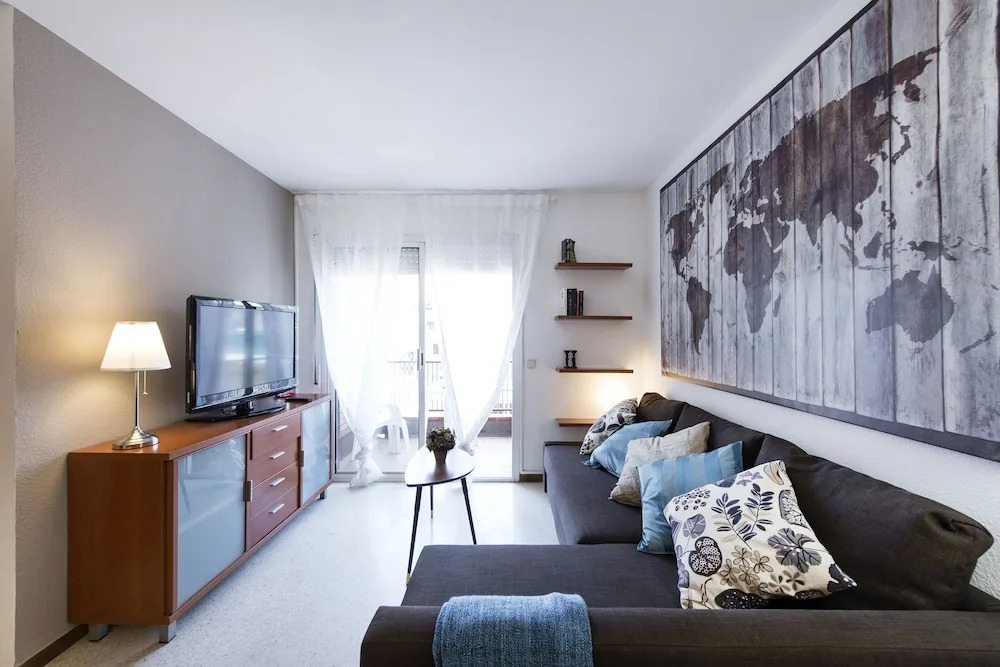 Gran Apartamento Angel Guimerà