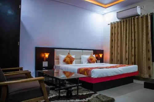 Hotel Akshat Residency