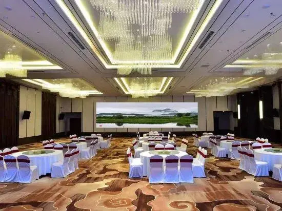 Dongtang Tianmu Narada Hot Spring Holiday Hotel