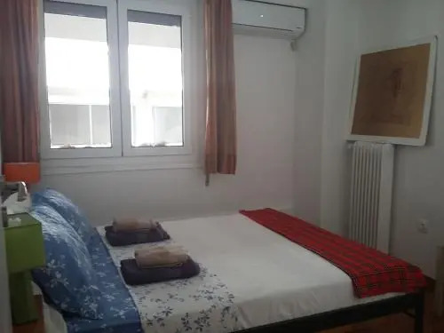 Home in centre Mavromichali