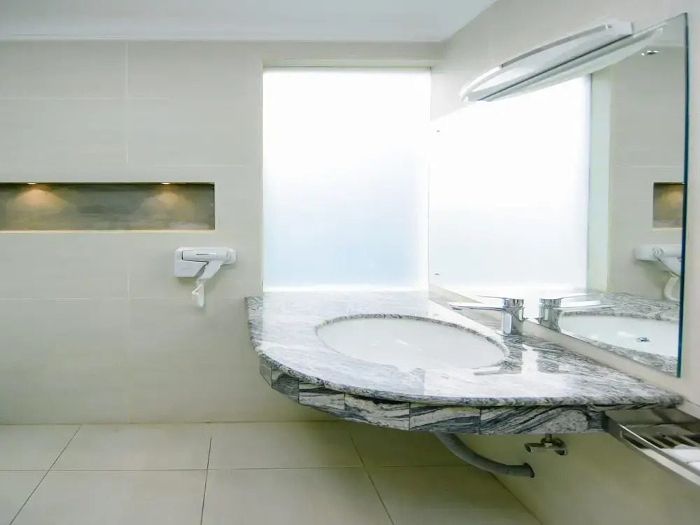 Capital O 249 Elephant Bath Hotel