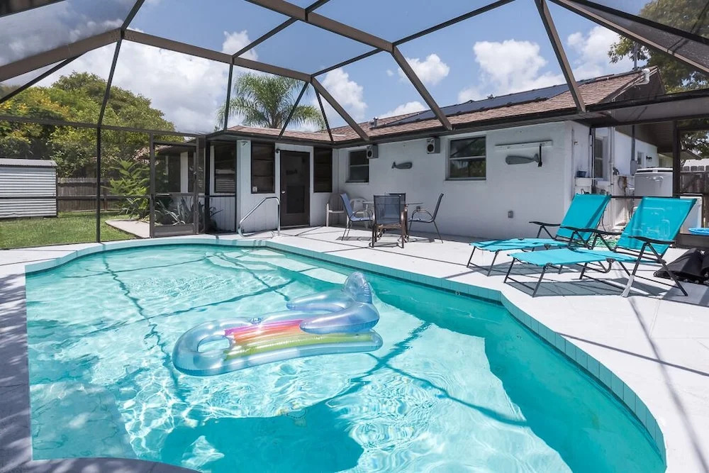 Nantucket Home, 2 Bedrooms, Private Pool, Fenced Yard, Sleeps 6