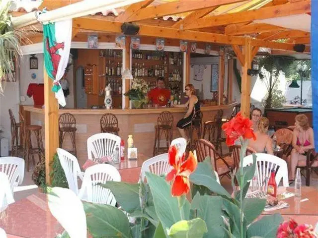 Hotel Eri Studios