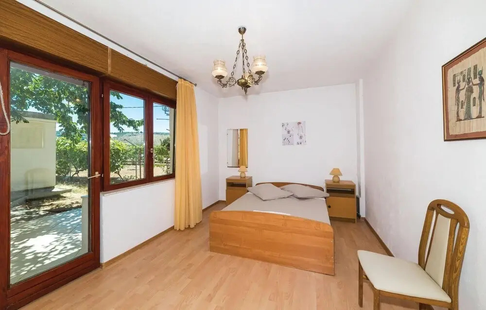 Beautiful Home in Trogir With Wifi and 3 Bedrooms