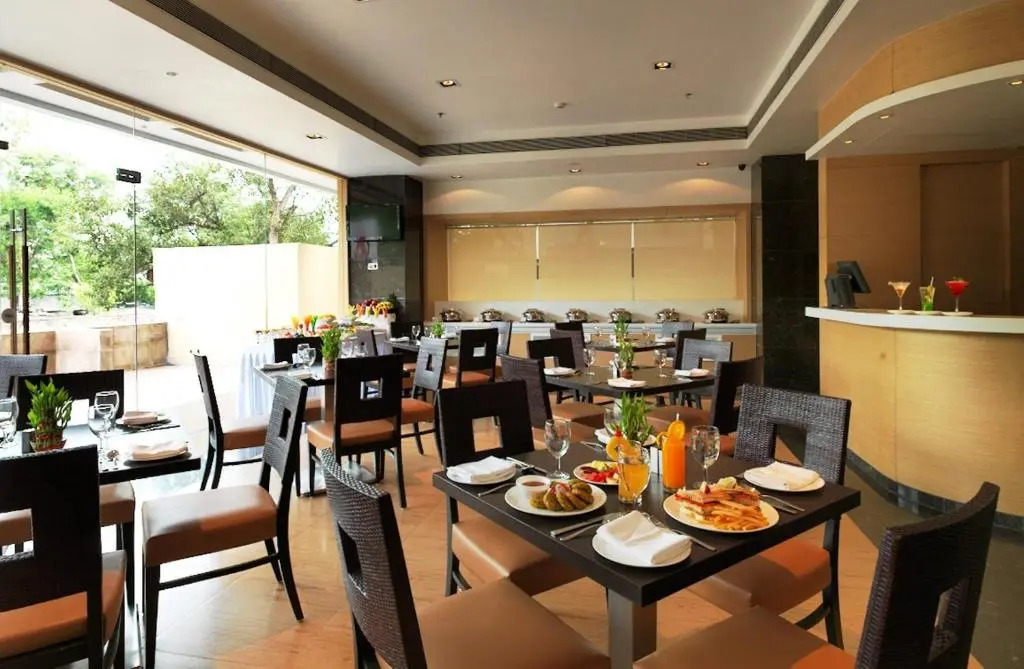Spree Shivai Hotel Pune