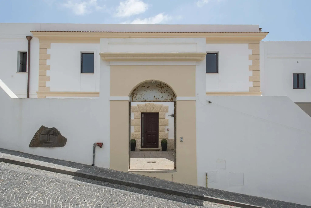 Villa Santadi Hotel