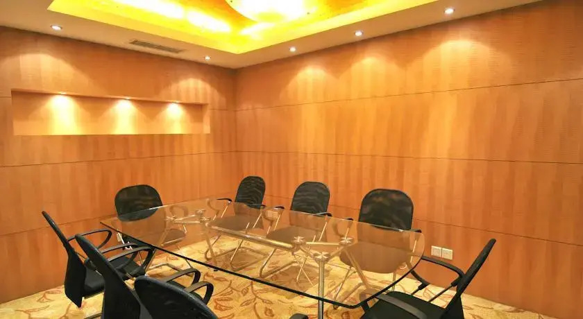 Shenghong International Hotel