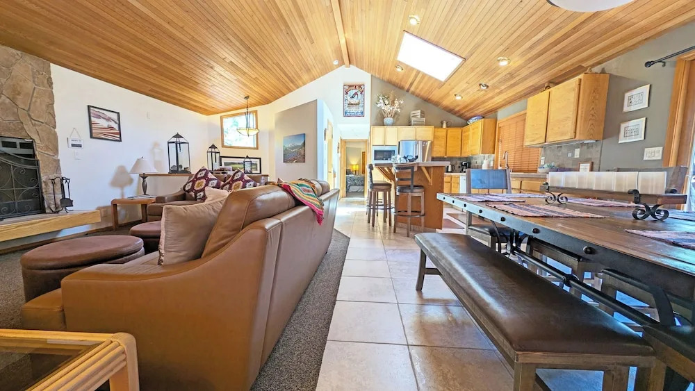 Red Cedar 53