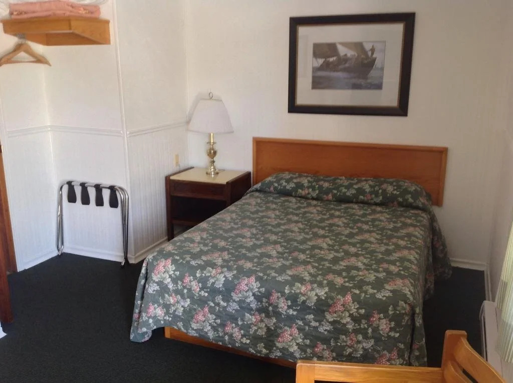 Cedar Vista Motel