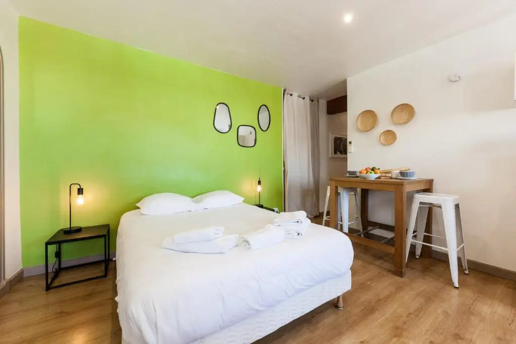 Les Cocons - 8 appartements à 100m du Vieux Port
