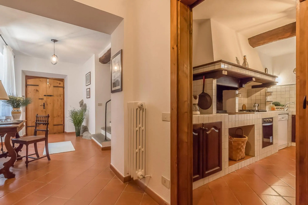 La Torre del Conte, villa with home restaurant, is located in an oasis of peace among the green Umbr-La Torre del Conte