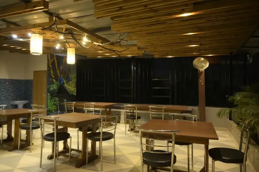 Hotel Pohor Regency Near Kamakhya Foot Bridge