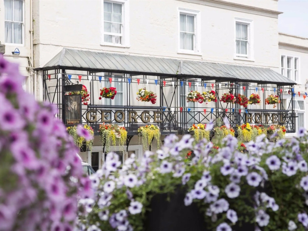 George Hotel & Granary