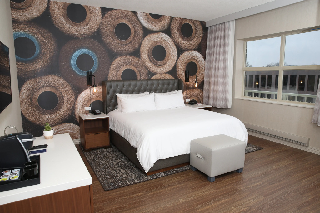 Hotel Indigo Naperville Riverwalk by IHG
