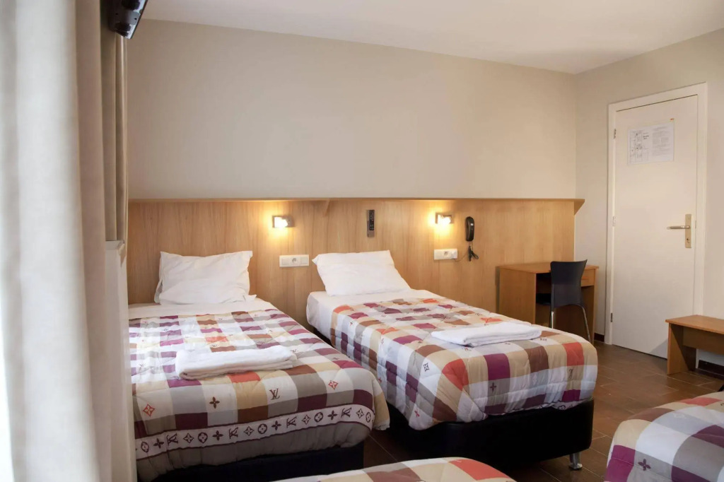 Hotel Barry