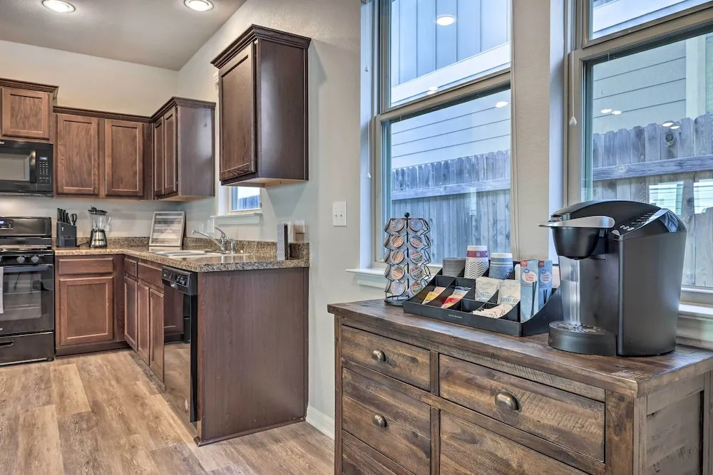 Family Home w/ Fenced Yard in Austin Suburbs!
