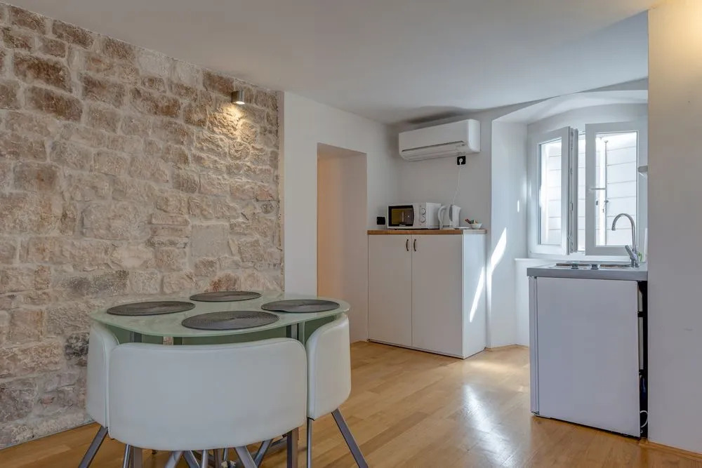 Temple Luxury Apartments & Rooms