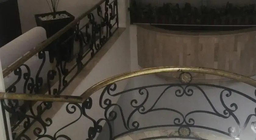 Hotel Los Robles Cali
