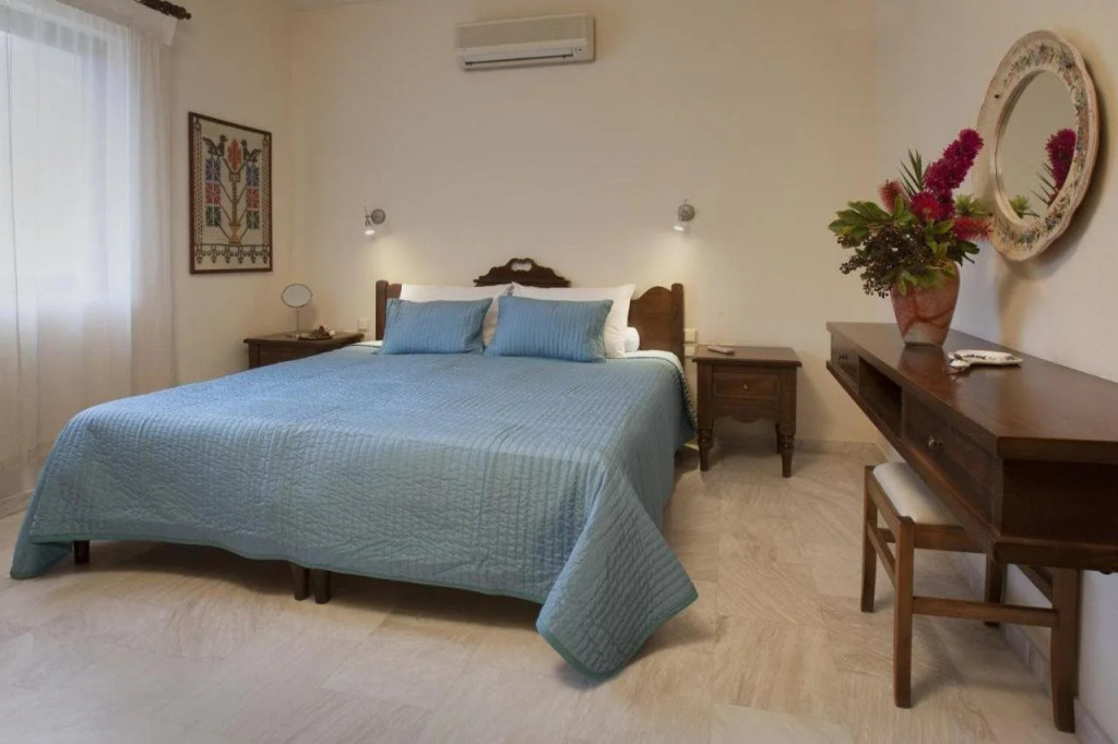Istron Bay Villas