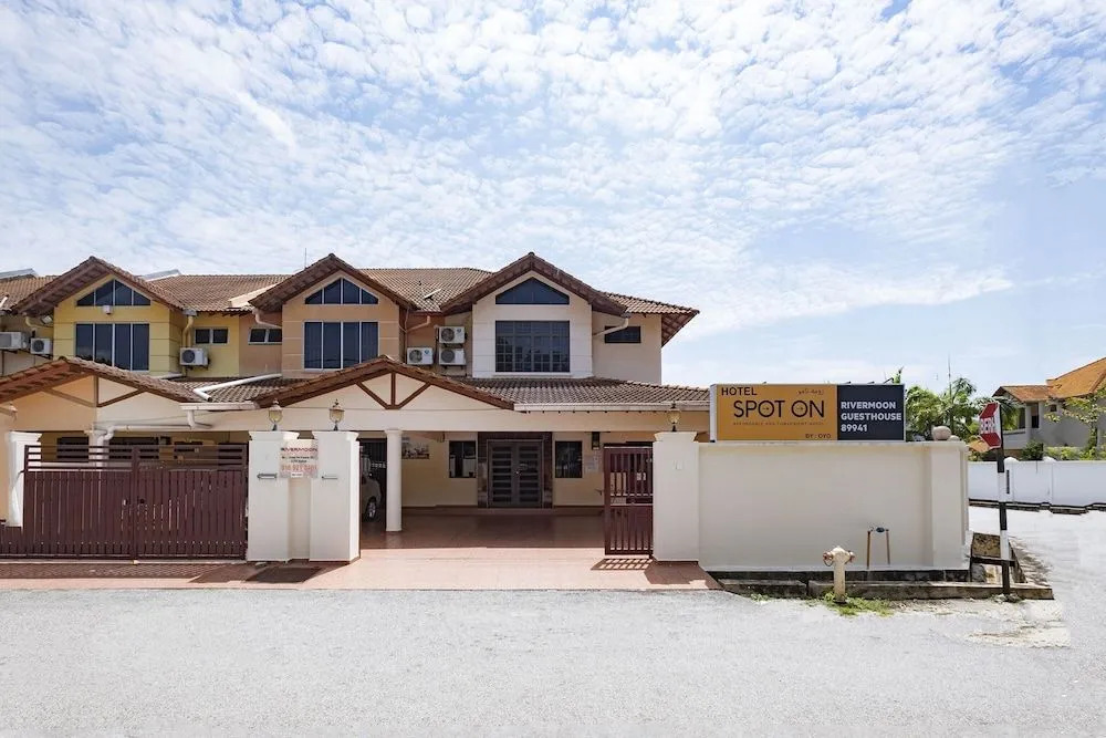 SPOT ON 89941 Rivermoon Guest House