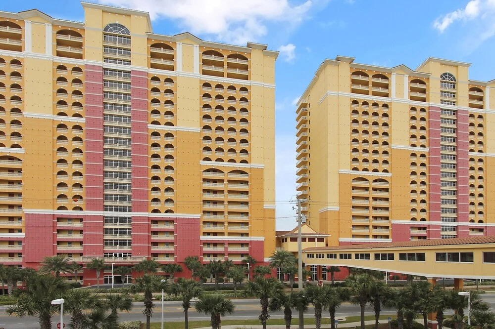 Calypso 1205 - Amazing Condo! Free Fun! Sleeps 4. Free Beach Chairs 1 Bedroom Condo by RedAwning