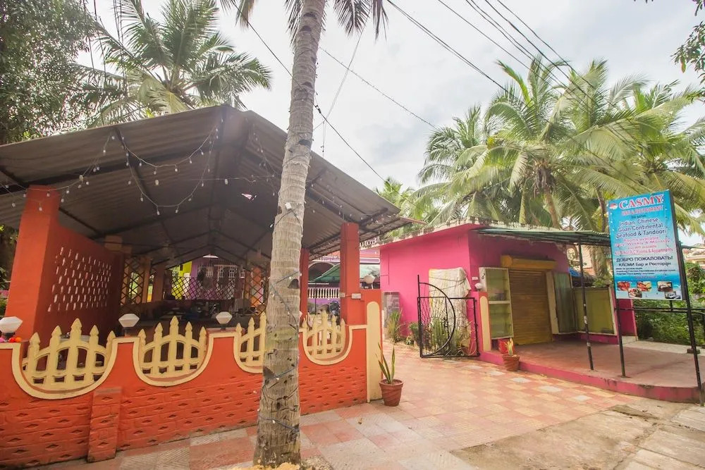 OYO 22067 Home Cozy 1BHK Near Carmona Beach