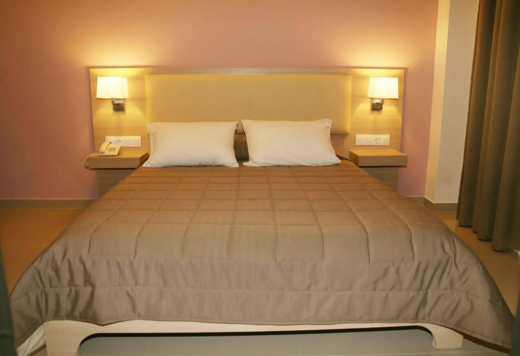 AGRELLI Hotel & Suites