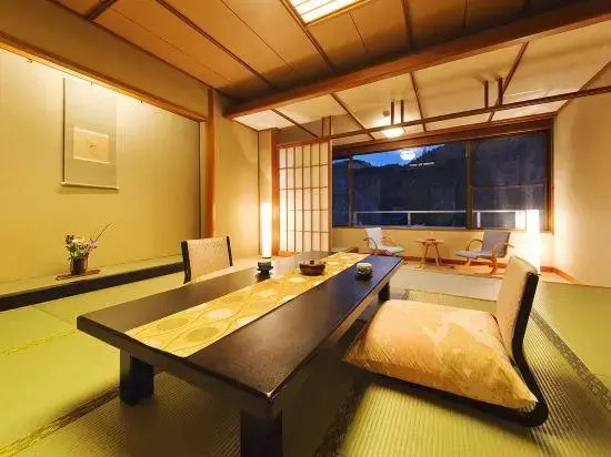 Yumoto Sakakibarakan