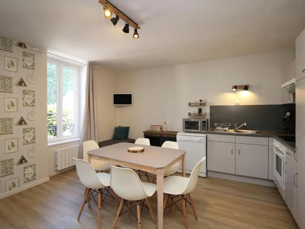Appartement Mont-Dore, 3 pièces, 5 personnes - FR-1-608-40