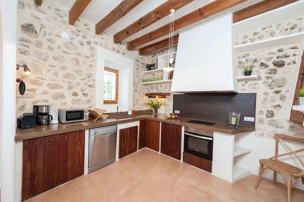 Son Vell in Manacor With 4 Bedrooms and 3 Bathrooms