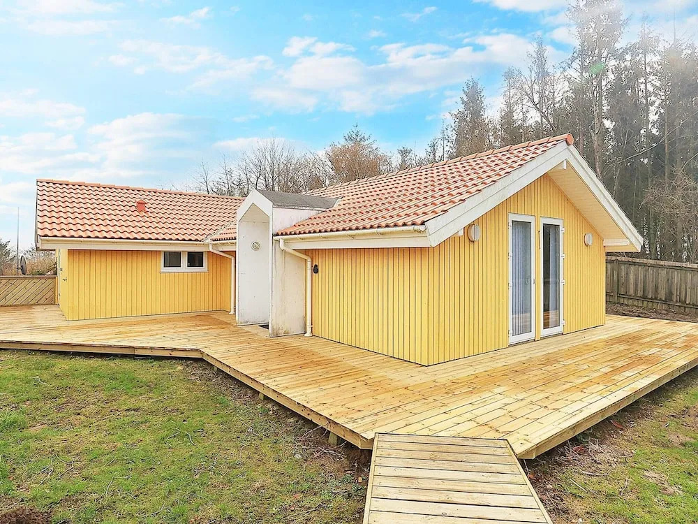 10 person holiday home in Rudkøbing