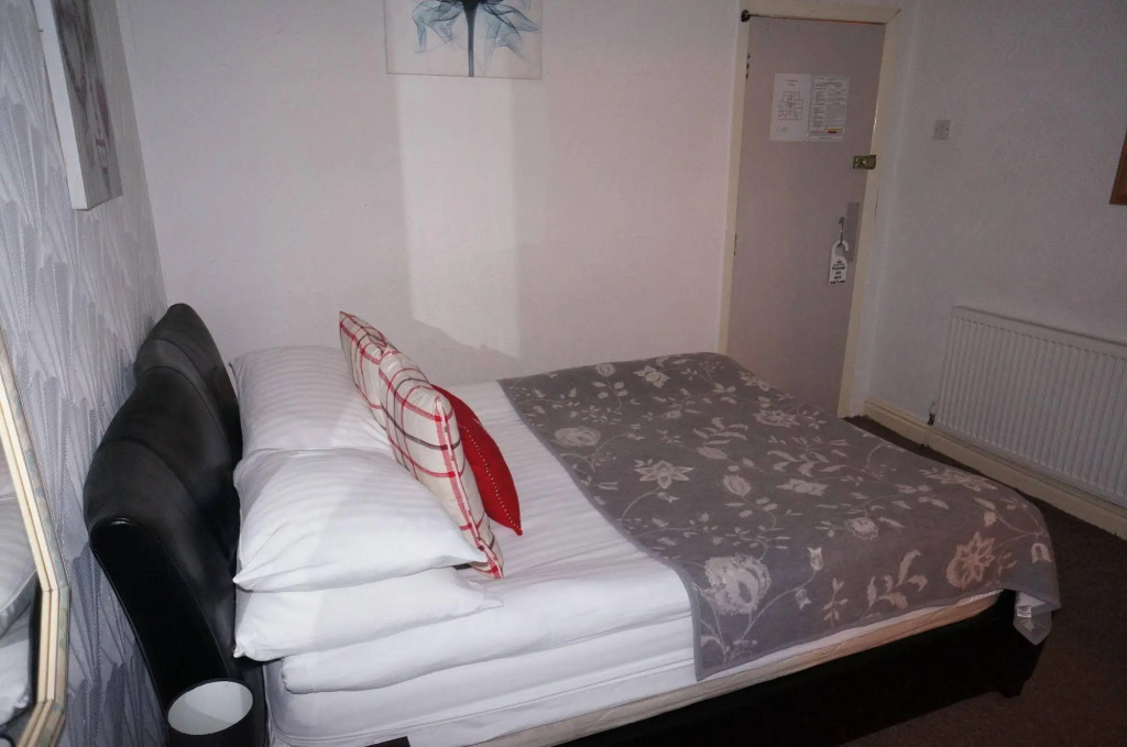 The Shores Hotel, Central Blackpool