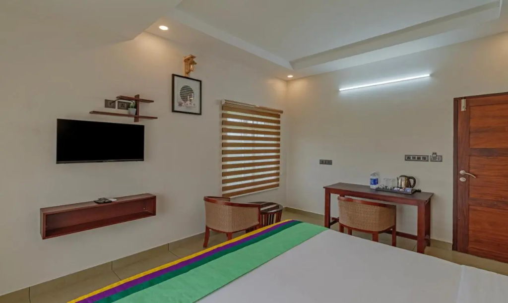 Treebo Amigos Residency - 500M From Cochin Airport