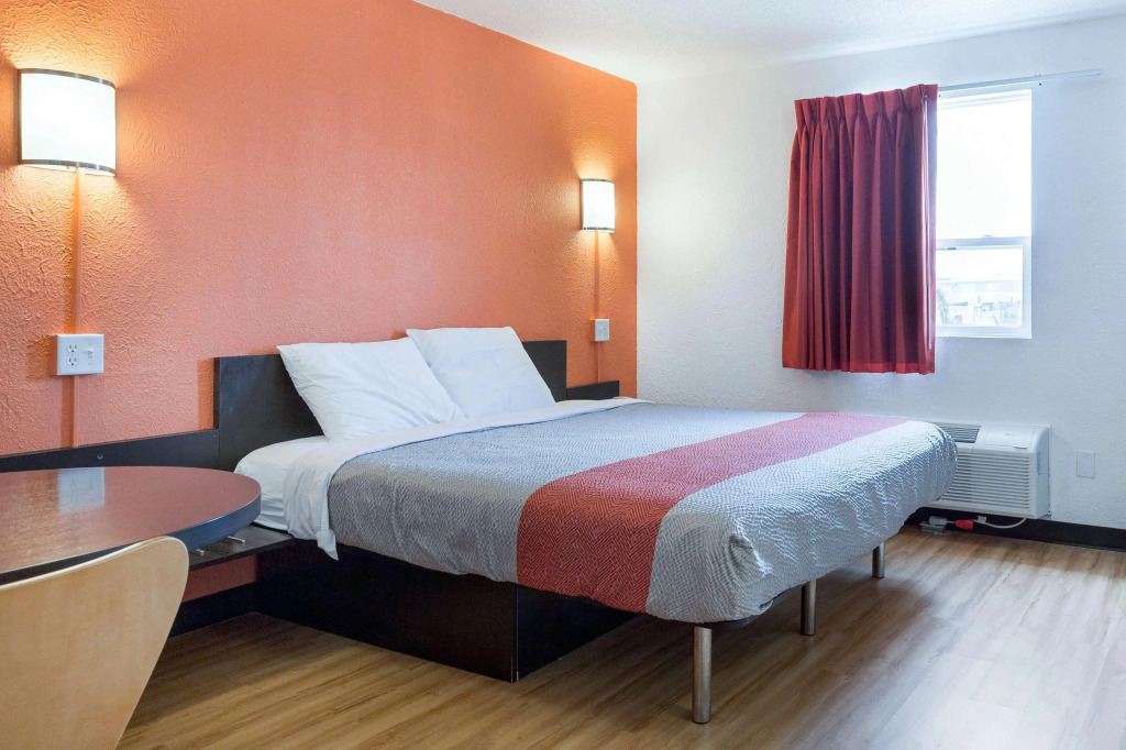 Americas Best Value Inn Lincoln, Illinois