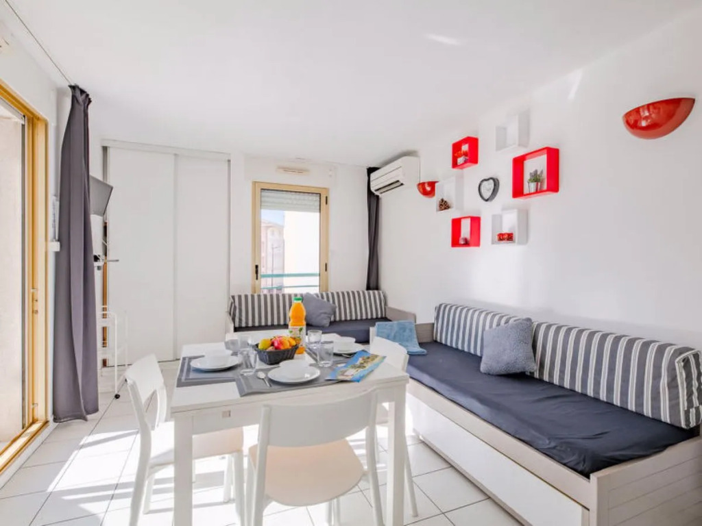 Villa LOpen Fréjus 27684