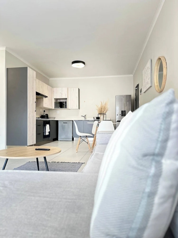 Humble Abode - 93 On New - Midrand