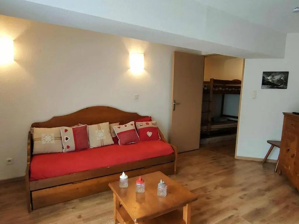 Appartement Cauterets, 1 pièce, 6 personnes - FR-1-234-182