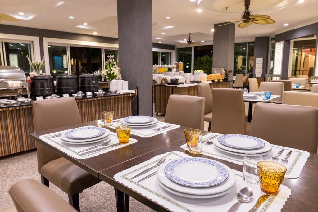 Отель Golden Sea Pattaya Hotel