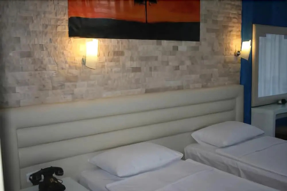 Mavera Hotel