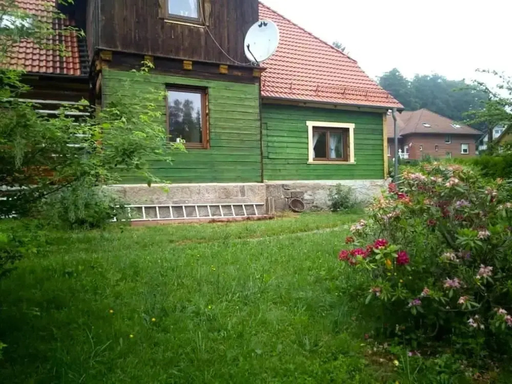 Spacious Holiday Home in Piechowice With Garden