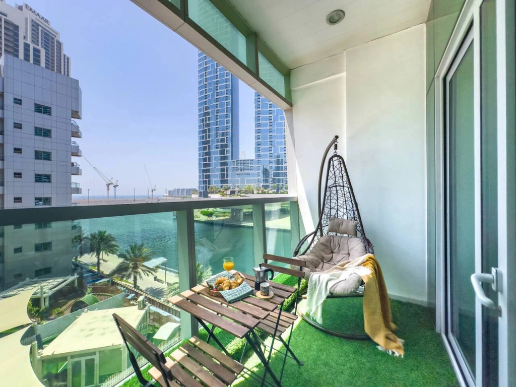 Апартаменты Marina 1BR Rooftop Pool Steps to JBR Beach