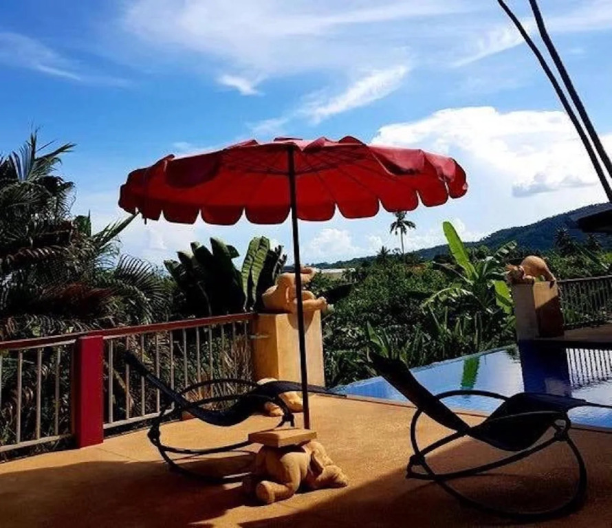 Pink House Guest House Lamai - Pool & Sea View
