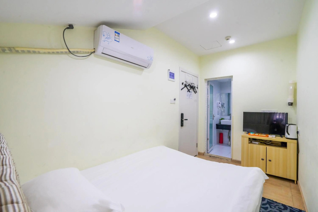 Hangzhou Memory Travel International Hotel-Edge Westlake