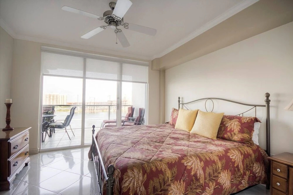 Le Marina Bay PH5 - Condo 4 People, Sunny Isles