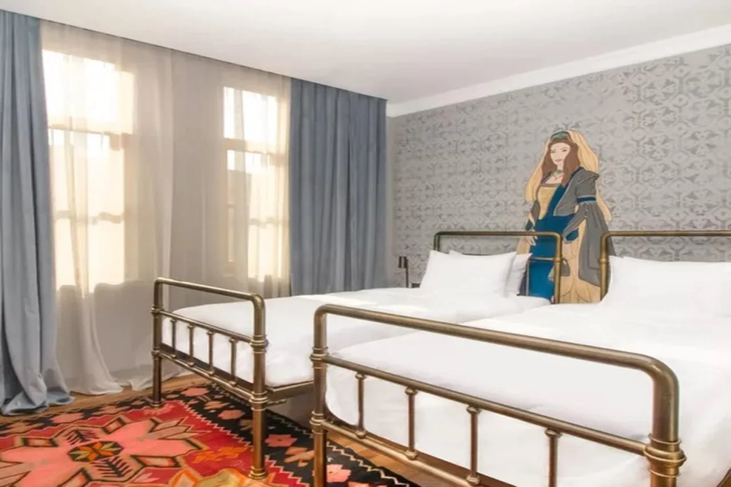 The Blue Fox Hotel