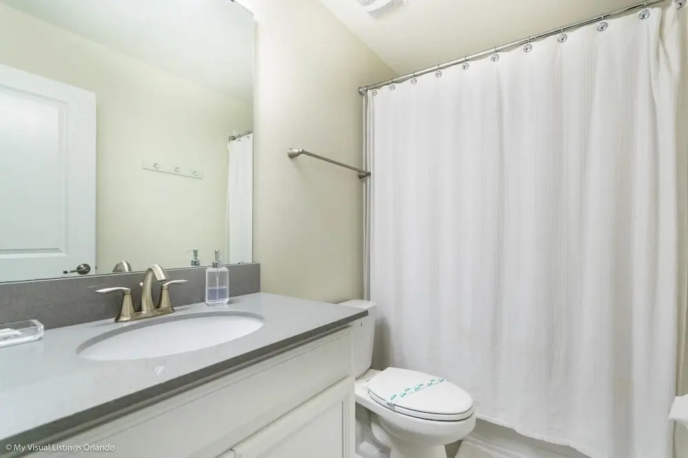9 Bedroom Rental for 18 Guests
