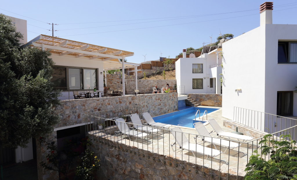 Mourtzanakis Residence - Traditional Eco Hotel in Achlada
