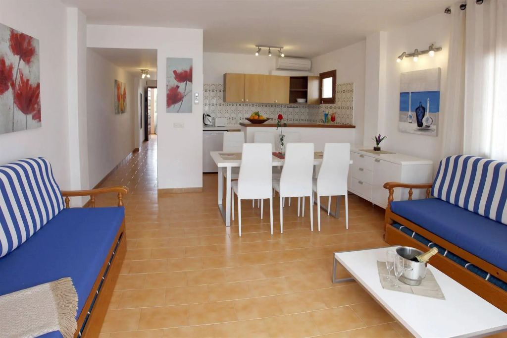 Typic Sandic Apartments