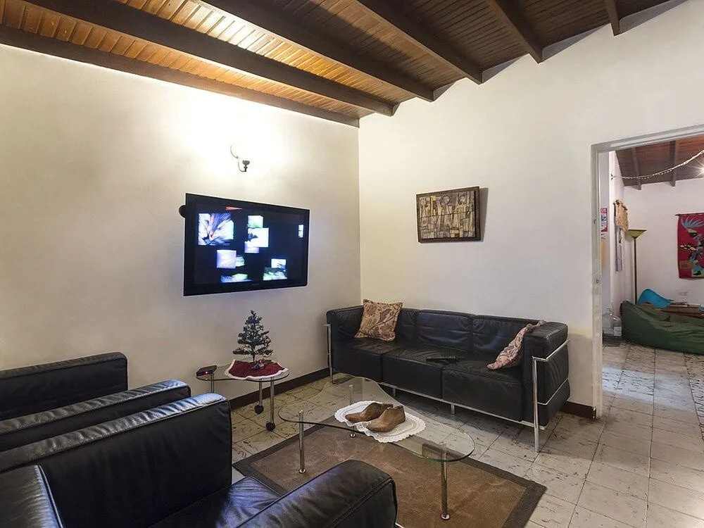 Florentina Hostal
