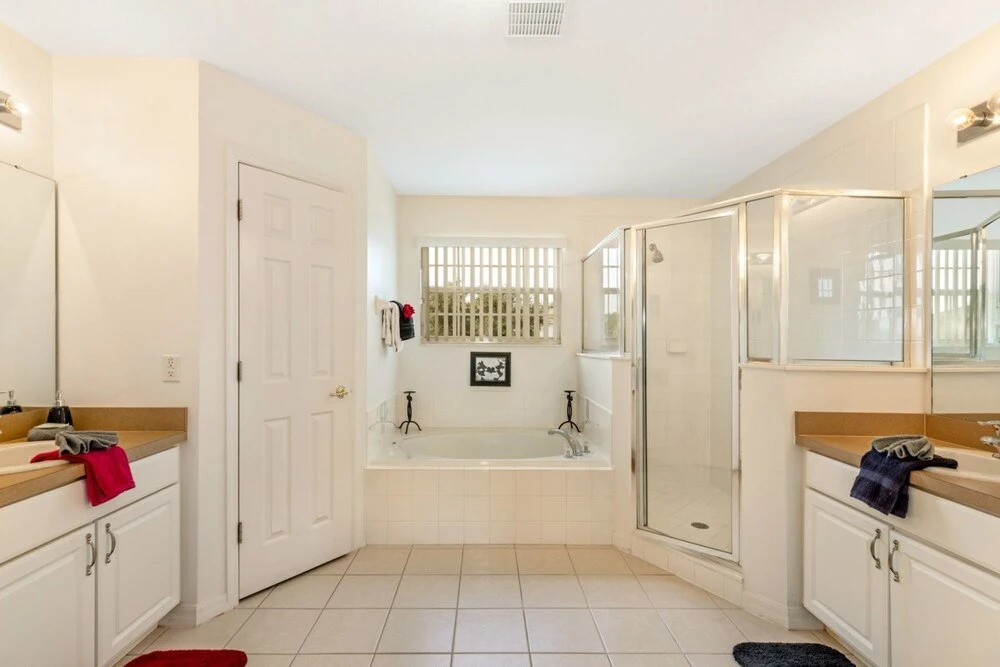 Stunning 5 Bed Villa With South Facing Pool And Spa With No Immediate Rear Neighbours 455
